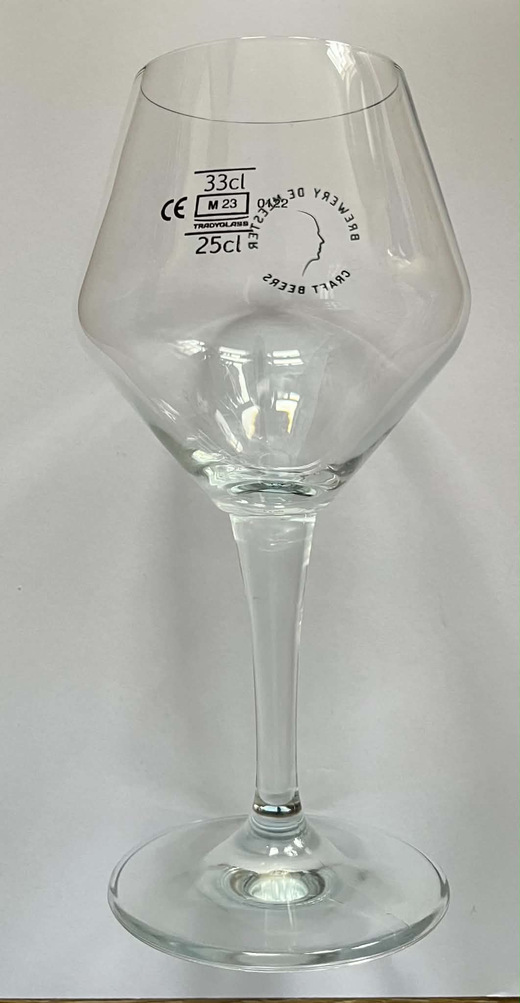 Lot de 6 Verres à pied bière BREWERY DE MEESTER GRAFT BEERS 25/33 cl