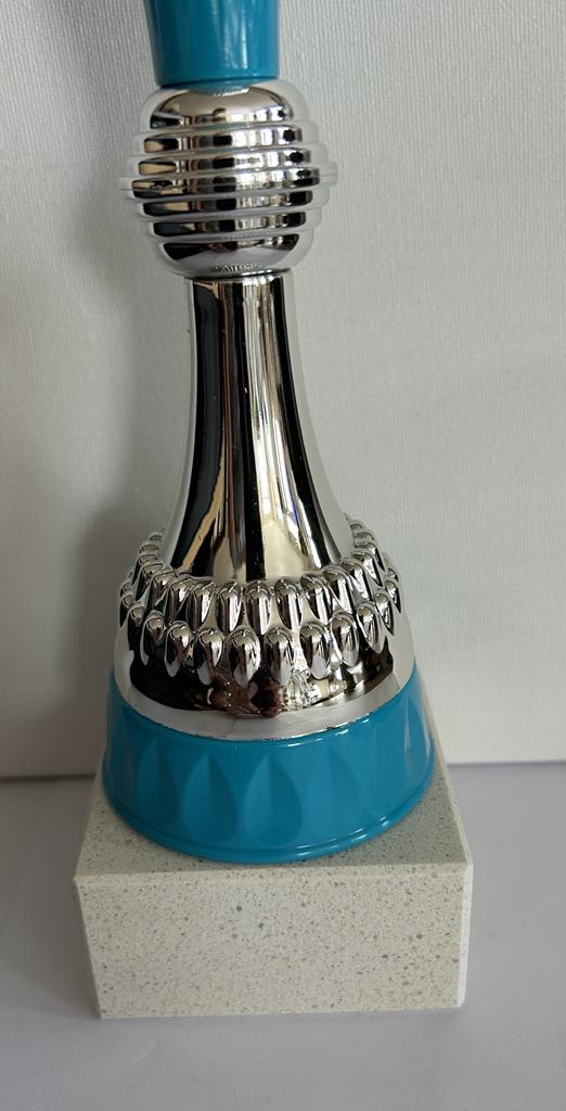 Coupe trophée argent et bleu roi disponible en 3 hauteurs
