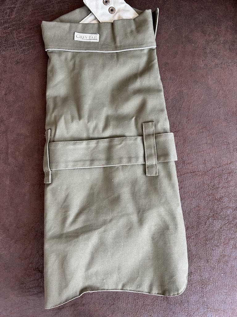 Manteau Grand chien maintien avec ceinture marque Grey Tail