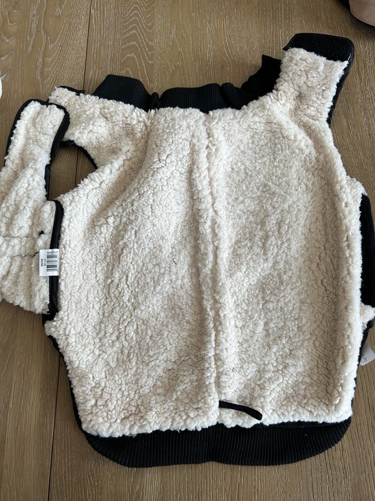 Manteau pour chien matelassé noir marque NOBBY