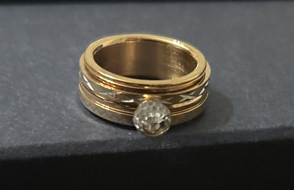 Bague composée IXXXI couleur or rose + oxyde de zirconium Taille 17