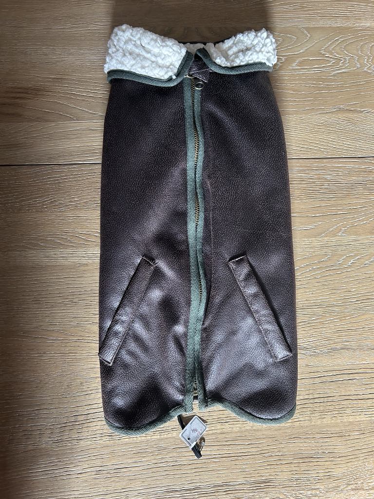 Manteau pour chien type aviateur marron fourré marque WOUAPY