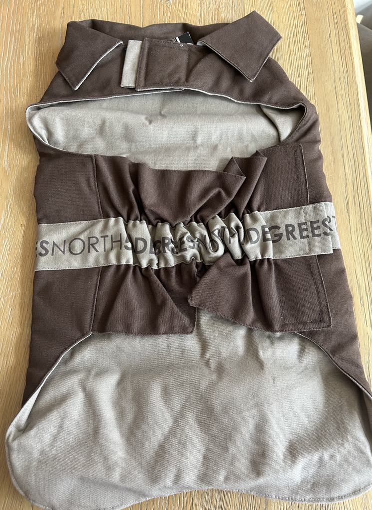 Manteau pour grand chien existe en marine et marron marque NORTH 51 DEGREES