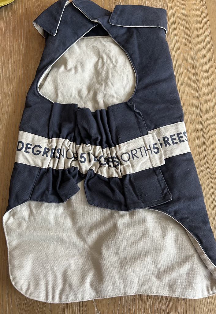 Manteau pour grand chien existe en marine et marron marque NORTH 51 DEGREES