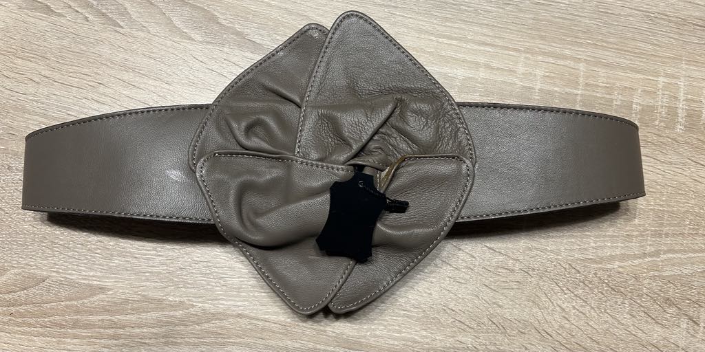 Ceinture marron large fleur Dolce C