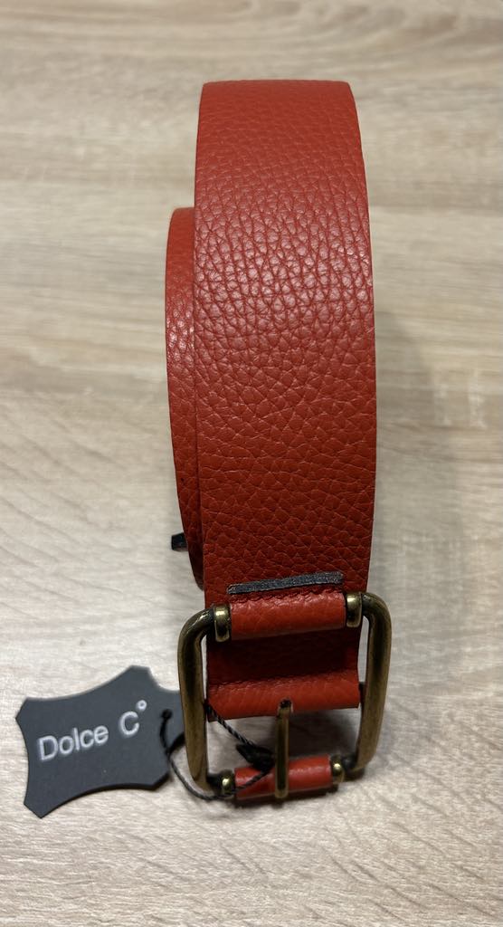 Ceinture en cuir boucle dorée Dolce C