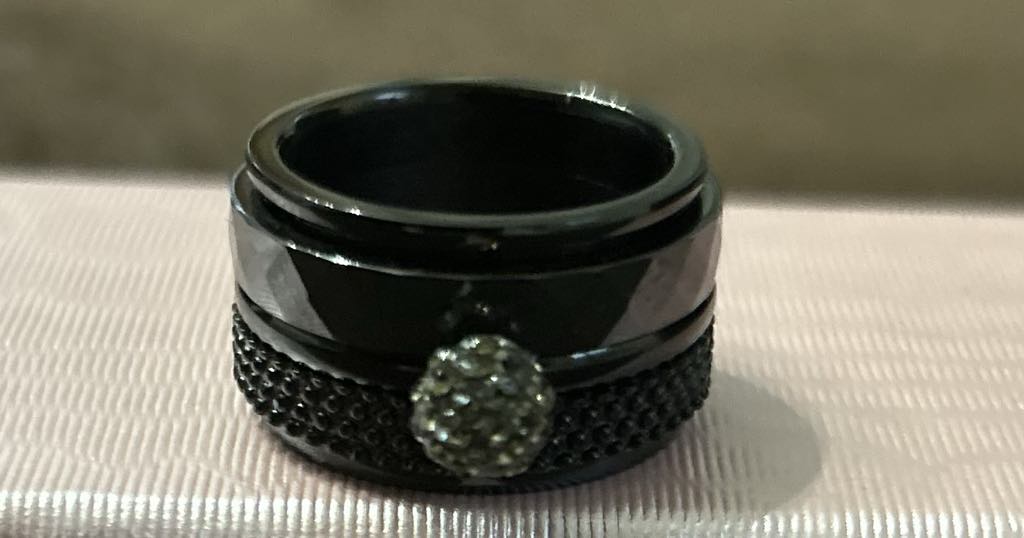 Bague composée IXXXI taille 18 Noire et pierre