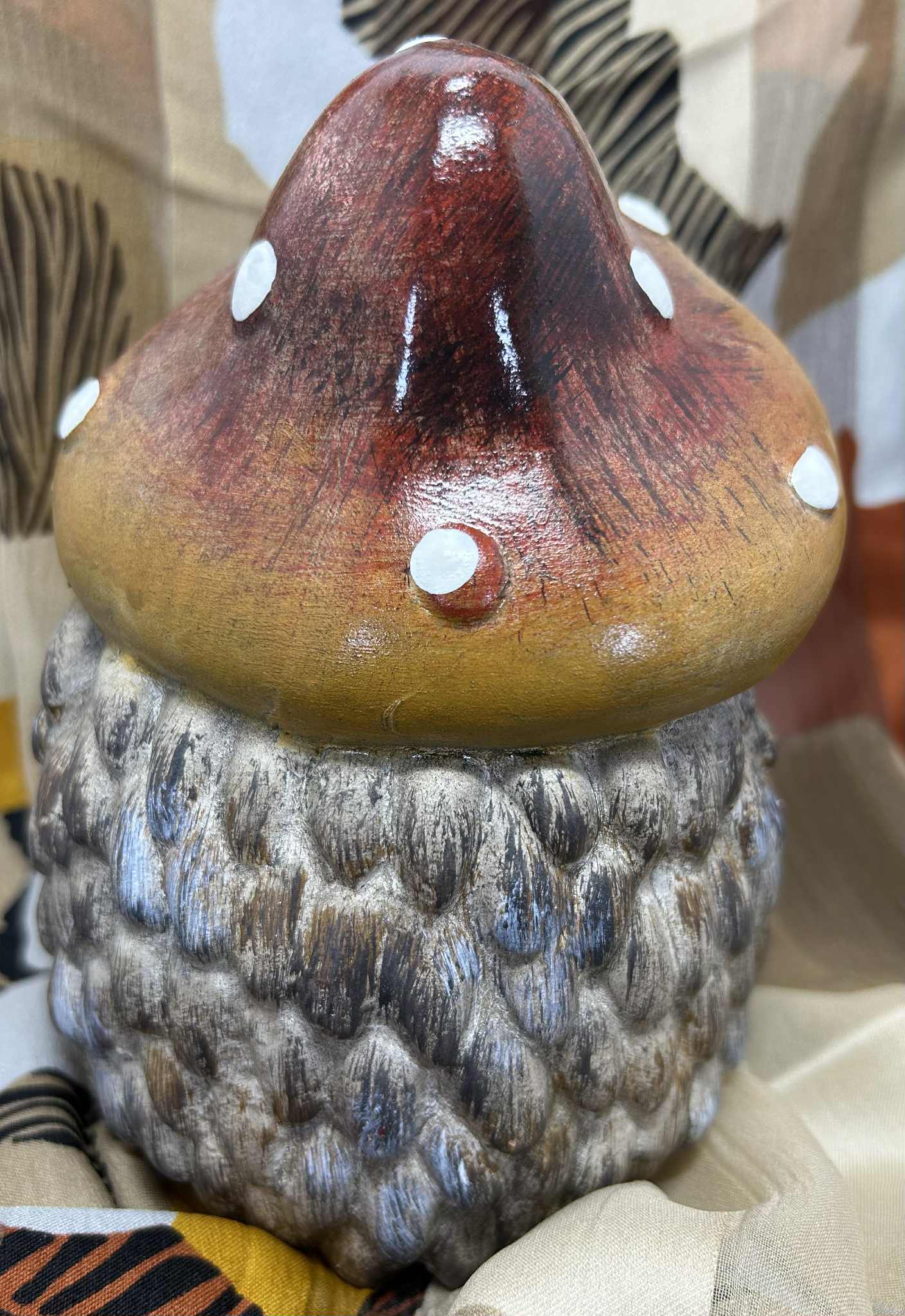 Hérisson en plâtre avec un chapeau champignon de GmbH (12.5*17cm)