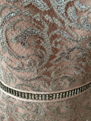 ROBE DE SOIREE NUD PLA VISEE TAILLE 42