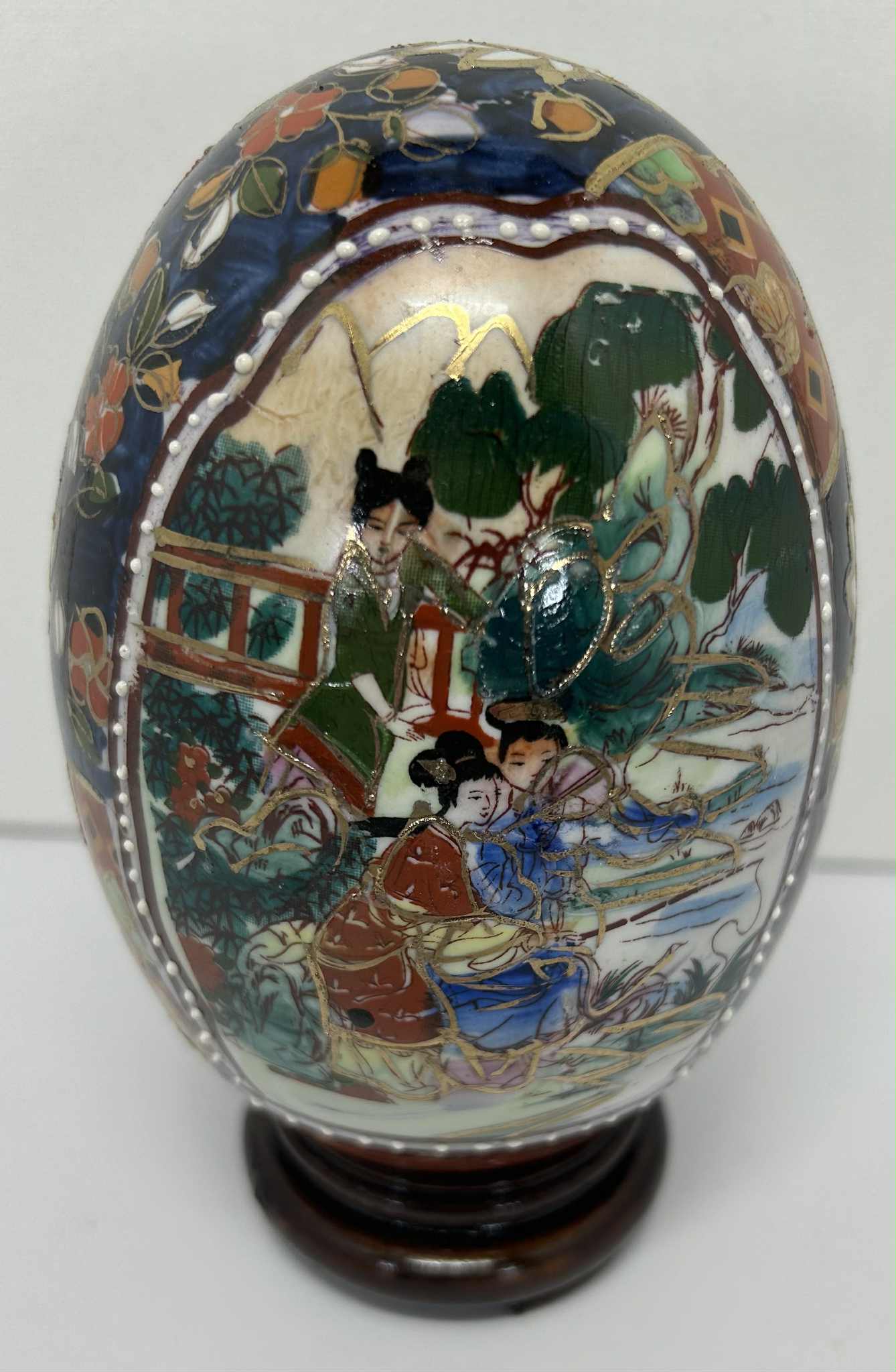 Oeuf en porcelaine collection chinoise de GmbH (13*10cm)