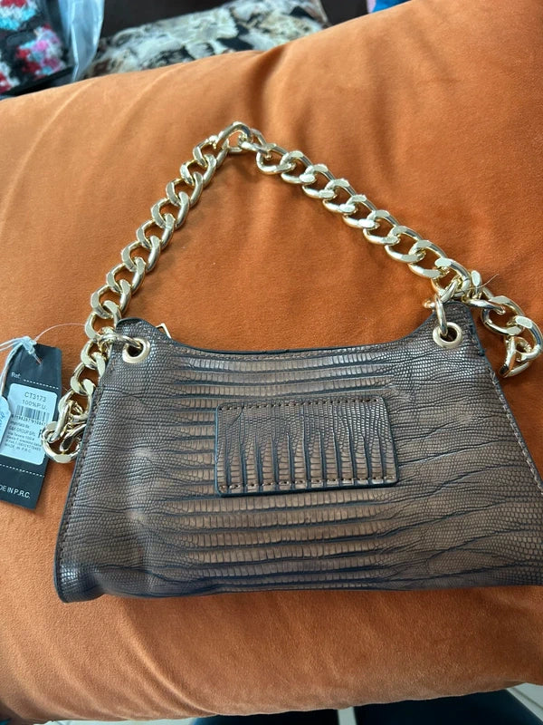 Sac marron avec bandoulière chaîne dorée 22*12 cm