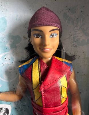 FIGURINE JAY DISNEY DESCENDANTS DE HASBRO 6+