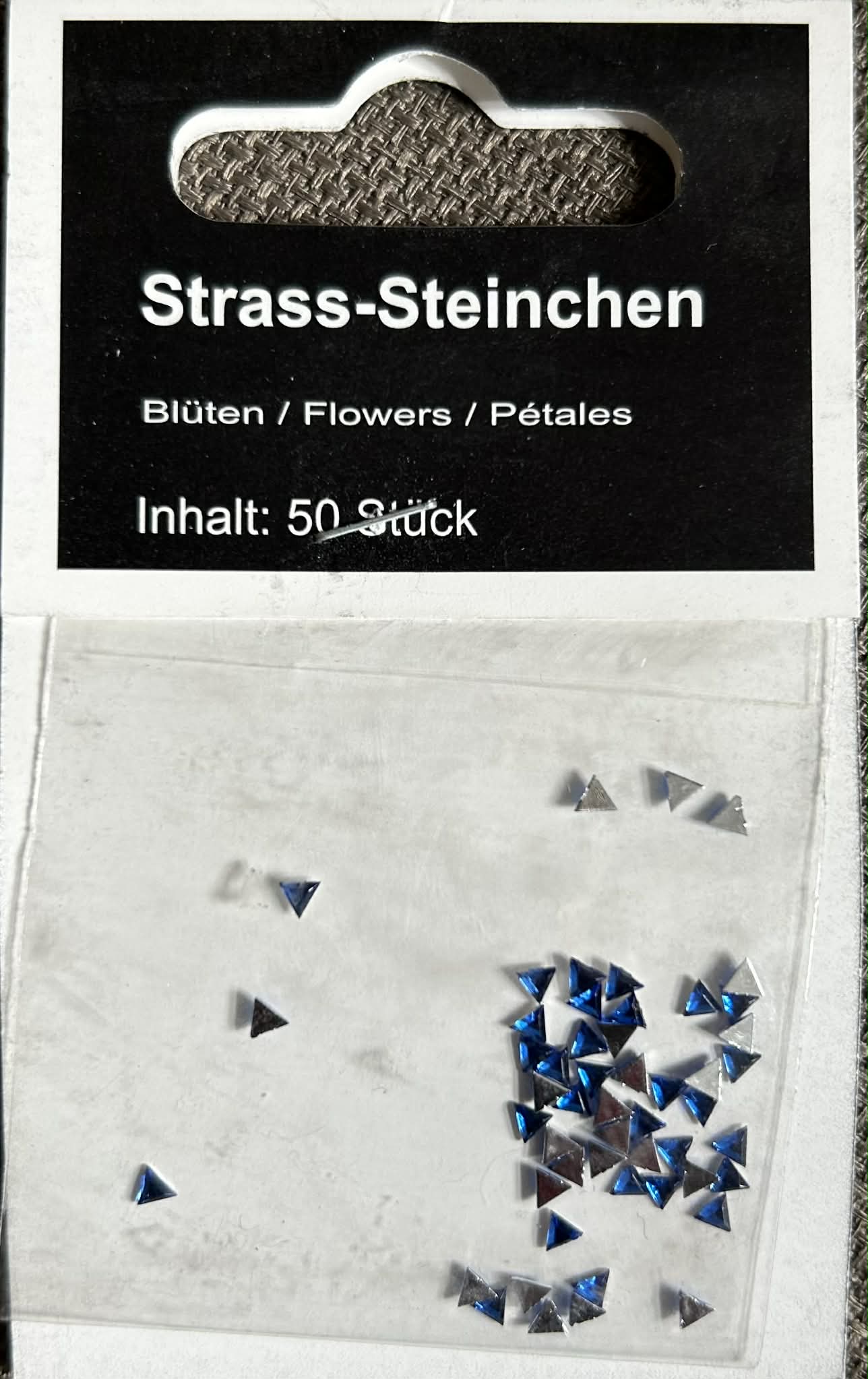Strass triangulaires bleus pour les ongles STEINCHEN