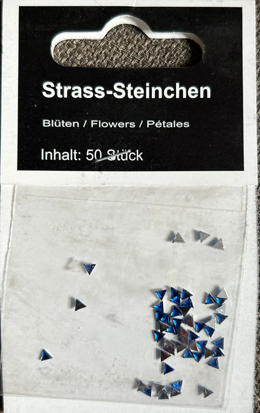 Strass triangulaires bleus pour les ongles STEINCHEN