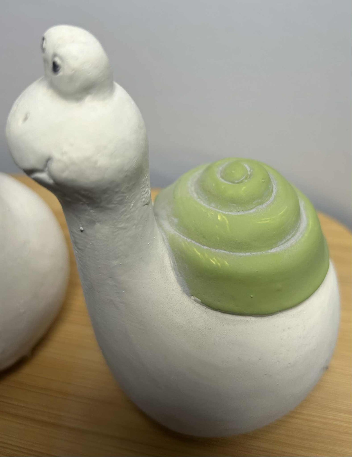 Couple d'escargots en plâtre rose et vert GmbH (11.5*8cm)