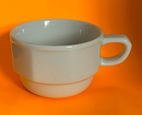 Tasse blanche avec anse HUTSCHENREUTHER 10 CL