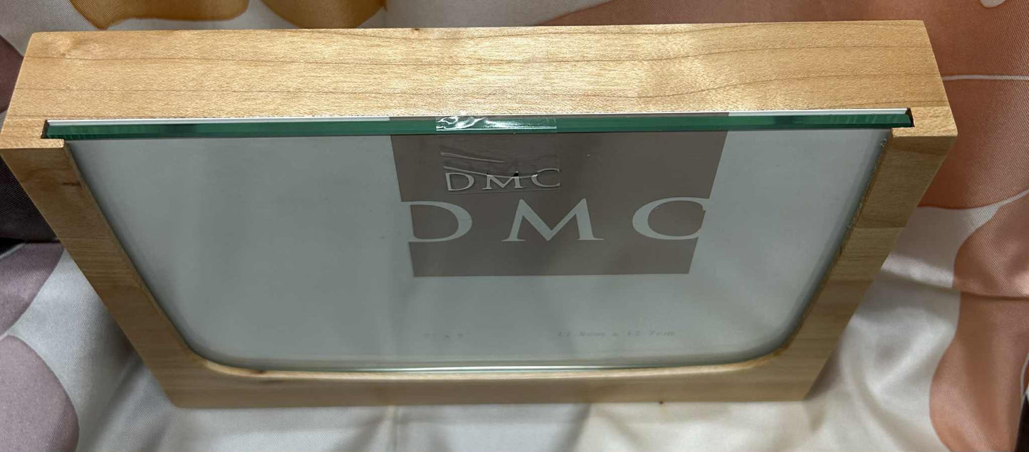 Cadre contour bois verre coulissant de DMC (photo17.5*12.7cm) (cadre 19.7*14.3cm)