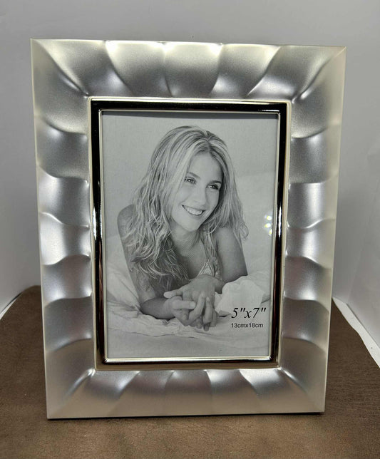 Cadre argent mat de 24.5*19.5de dimension de GmbH (photo13*18cm)