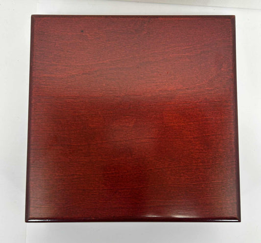 Grand coffret à bijoux en acajou de GmbH (18*18cm)