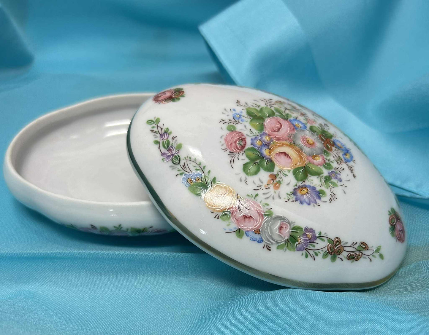 Coffret à bijoux en porcelaine tons pastels de Paris Royal(11*8.5cm)