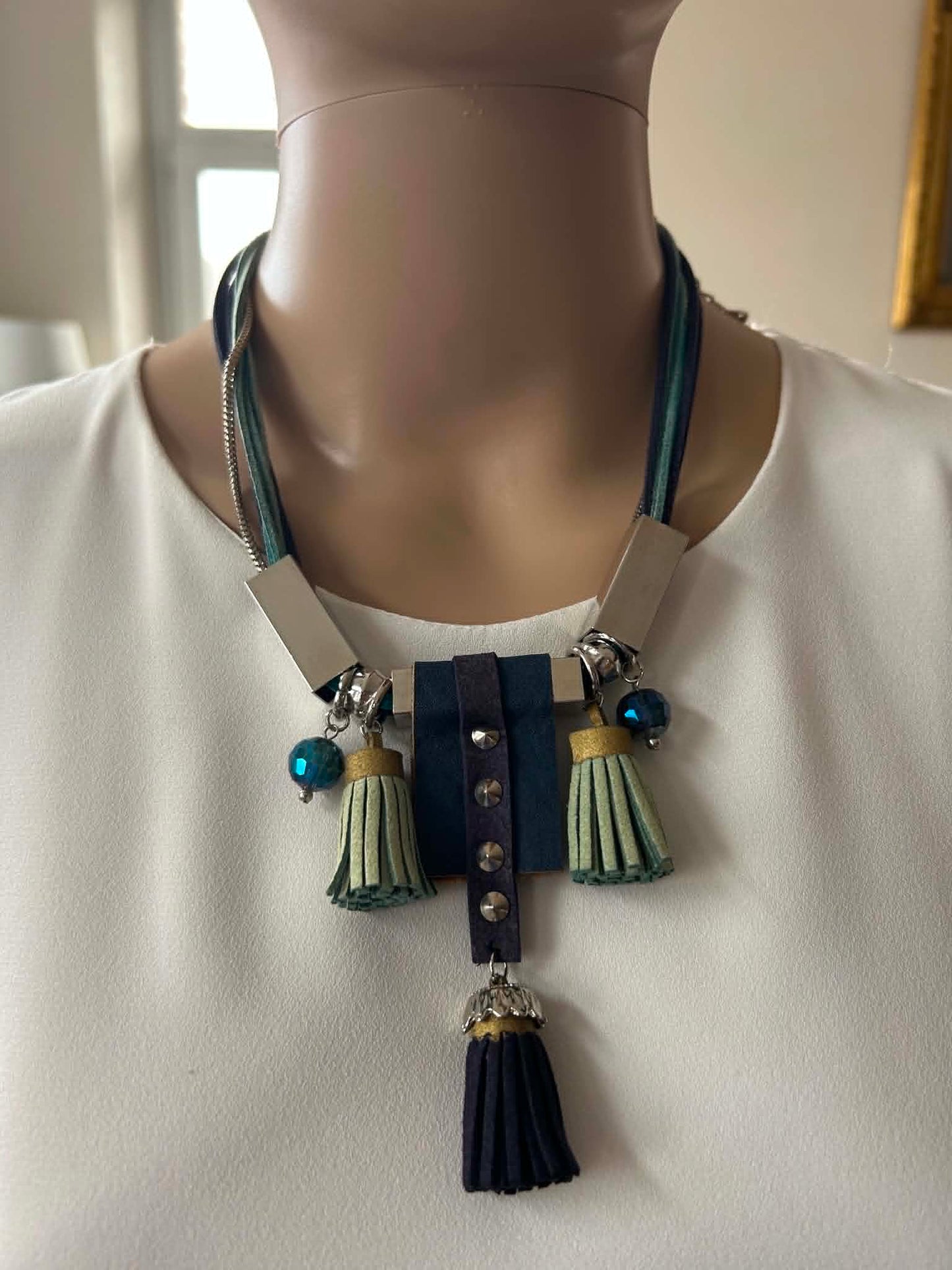 Collier fantaisie marque DK