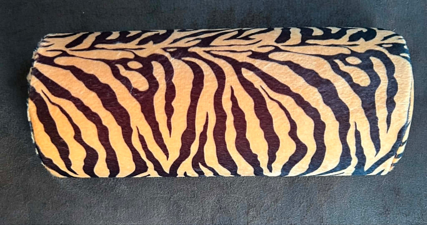 Coussin manucure déhoussable 30cm*13cm aspect velours