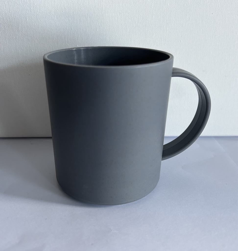 Mug Piscine gris 290ml polycarbonate