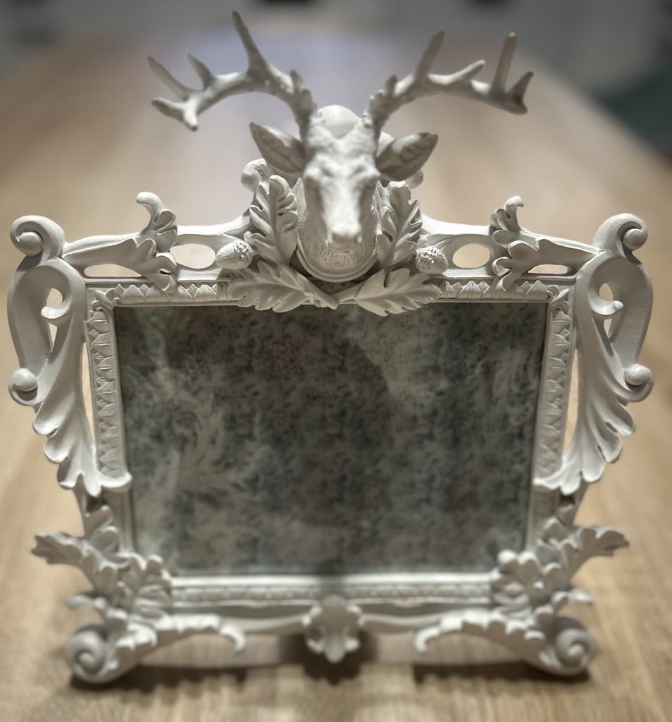 Cadre photo en plâtre blanc, déco cerf , Kare Design