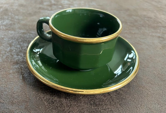Lot de 5 tasses et sous-tasses vertes avec liseré doré ANNABURG