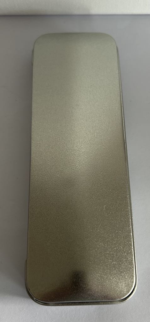 Boite métal argentée contenant 1Stylo et 1 Porte-mine argentée