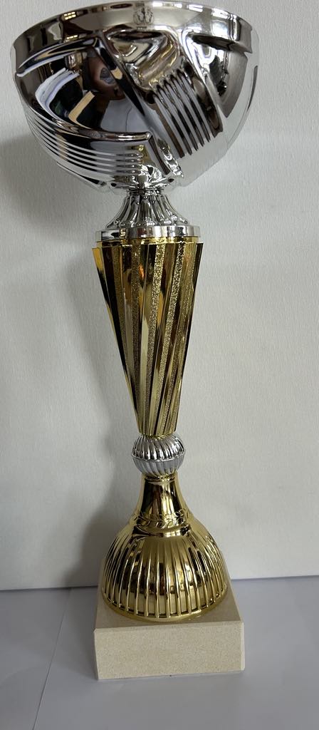 Coupe trophée or et argent h 32 cm