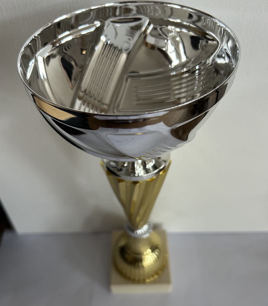 Coupe trophée or et argent h 32 cm