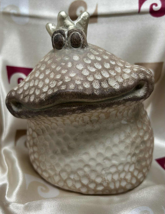 Grenouille en plâtre couronnée de GmbH (11*13cm)