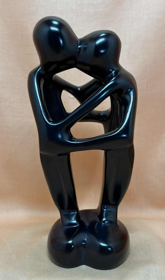 Statue africaine en stéatite représentant 2 amoureux, fabriquée au Kenya et commercialisée par GmbH(9.5*21cm)