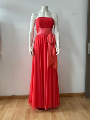 ROBE DE SOIREE LINEA RAFFAELLI TAILLE 42 ROUGE