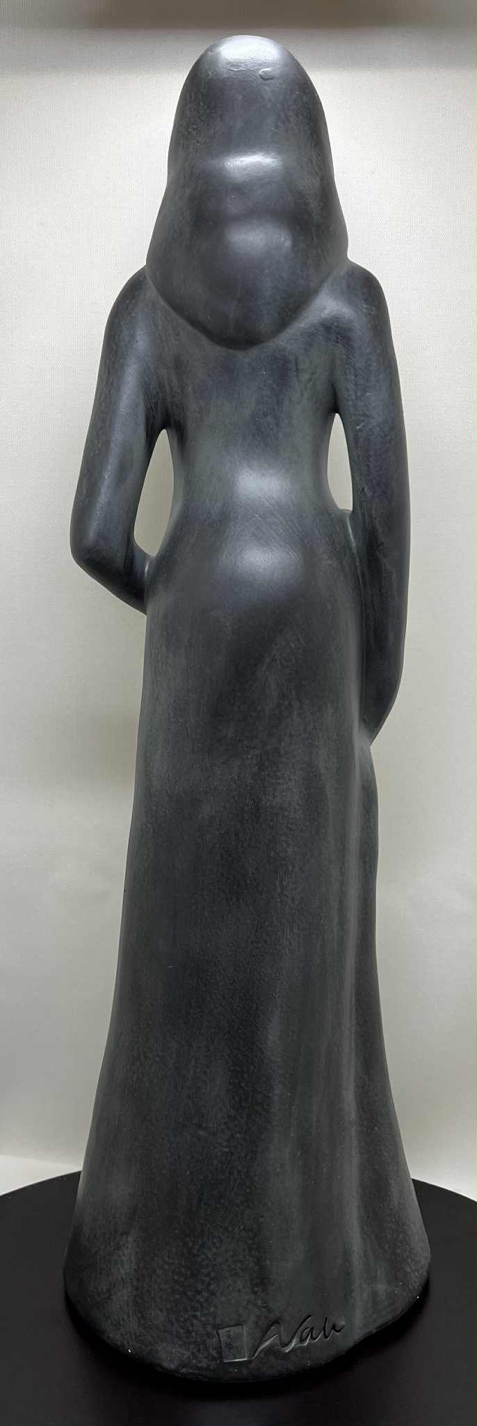 Statue anthracite ou blanche "Mère et Fille " de Avam collection par Tosal ( l 15+h 45+ p 13 cms)