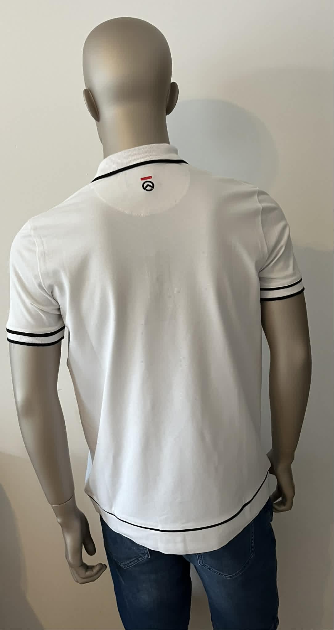 Polo blanc et noir 95 %coton 5% élasthanne HON