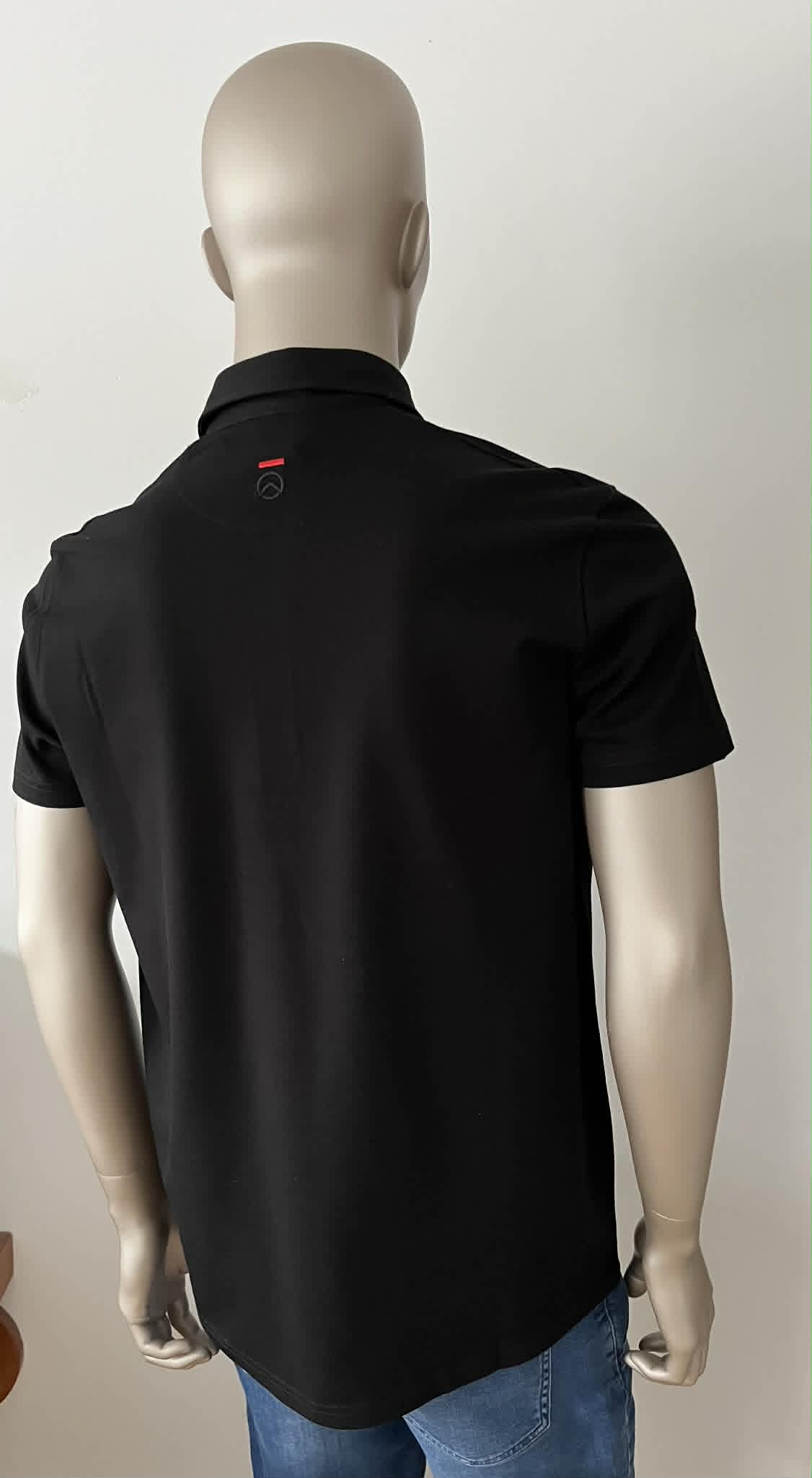 Polo noir 95% coton 5 % élasthanne HON