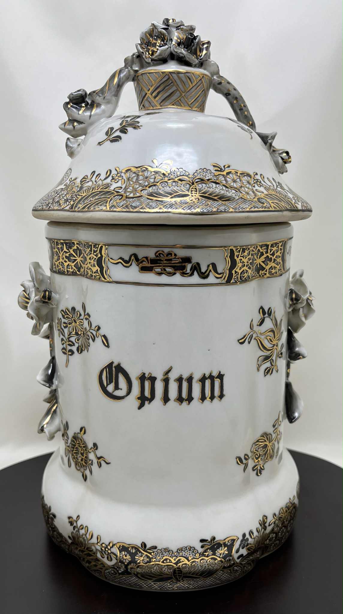 Lot de 4 grands pots d'apothicaire décorés h 27cm diamètre 15 cm