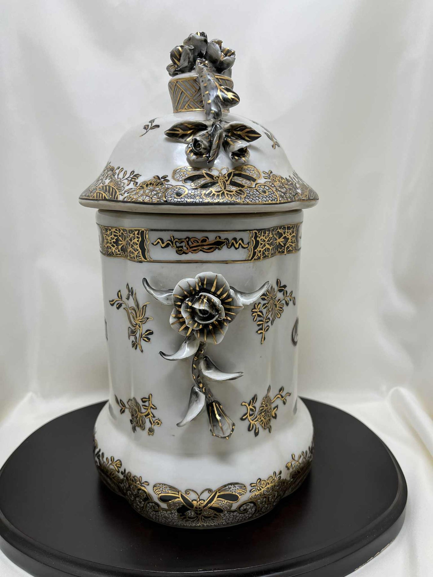 Lot de 4 grands pots d'apothicaire décorés h 27cm diamètre 15 cm