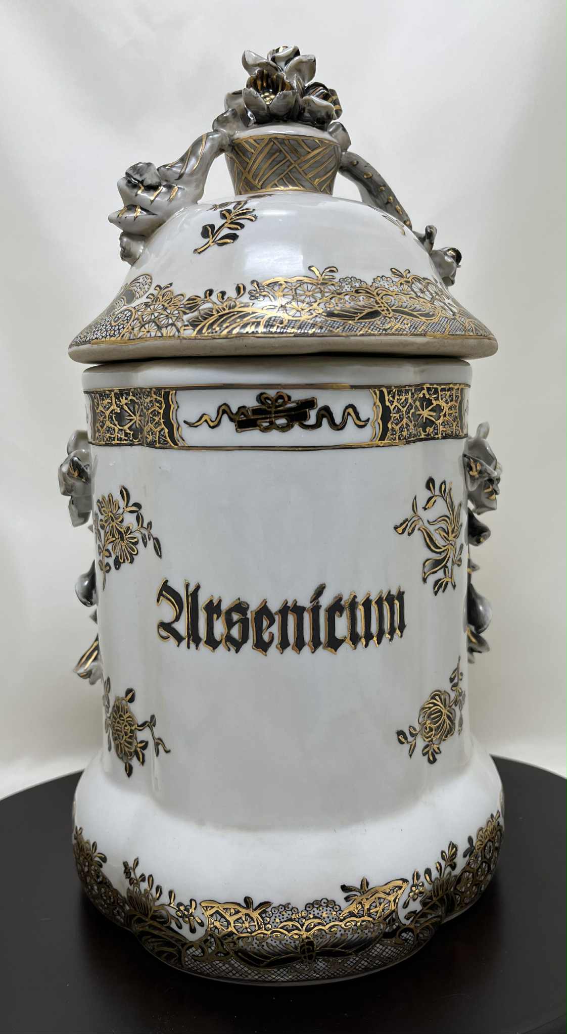 Lot de 4 grands pots d'apothicaire décorés h 27cm diamètre 15 cm