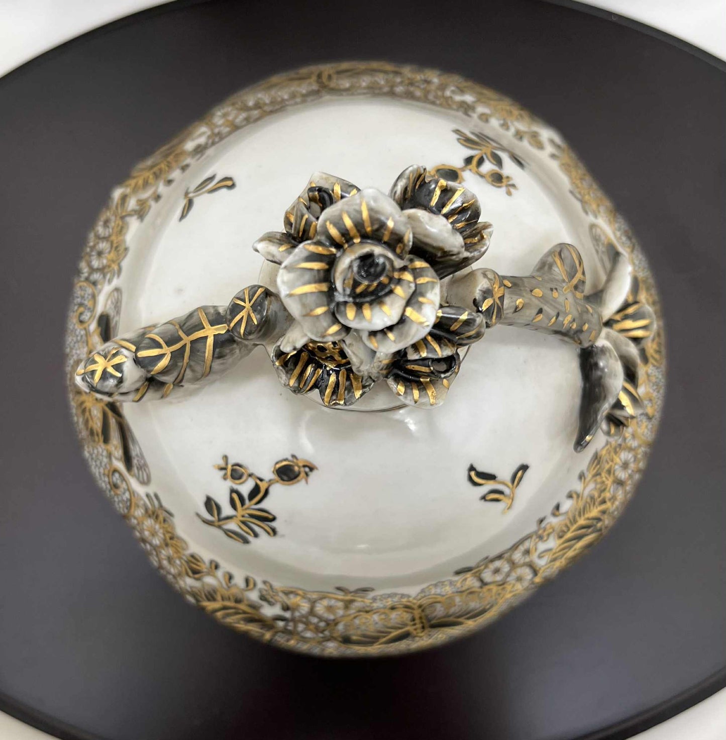 Lot de 4 grands pots d'apothicaire décorés h 27cm diamètre 15 cm