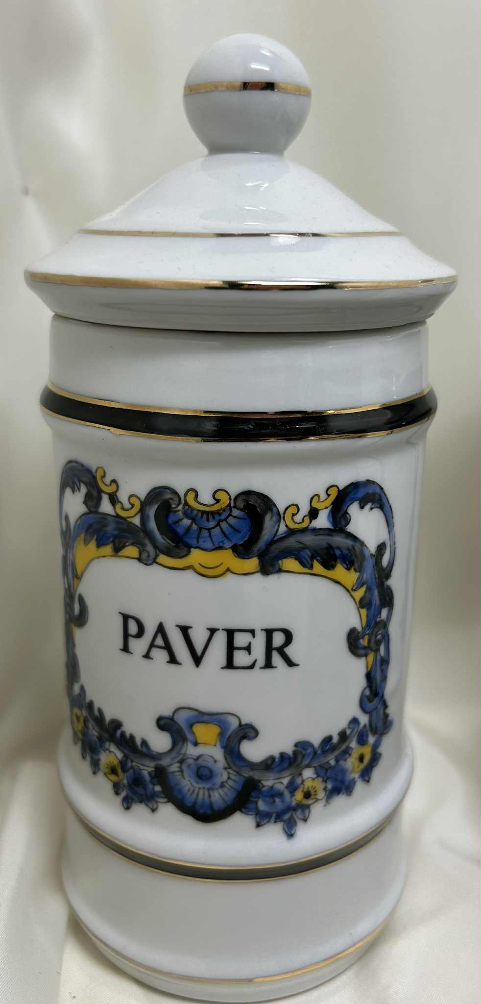 Ensemble de 6 pots à pharmacie en porcelaine de GmbH (8*18cm)