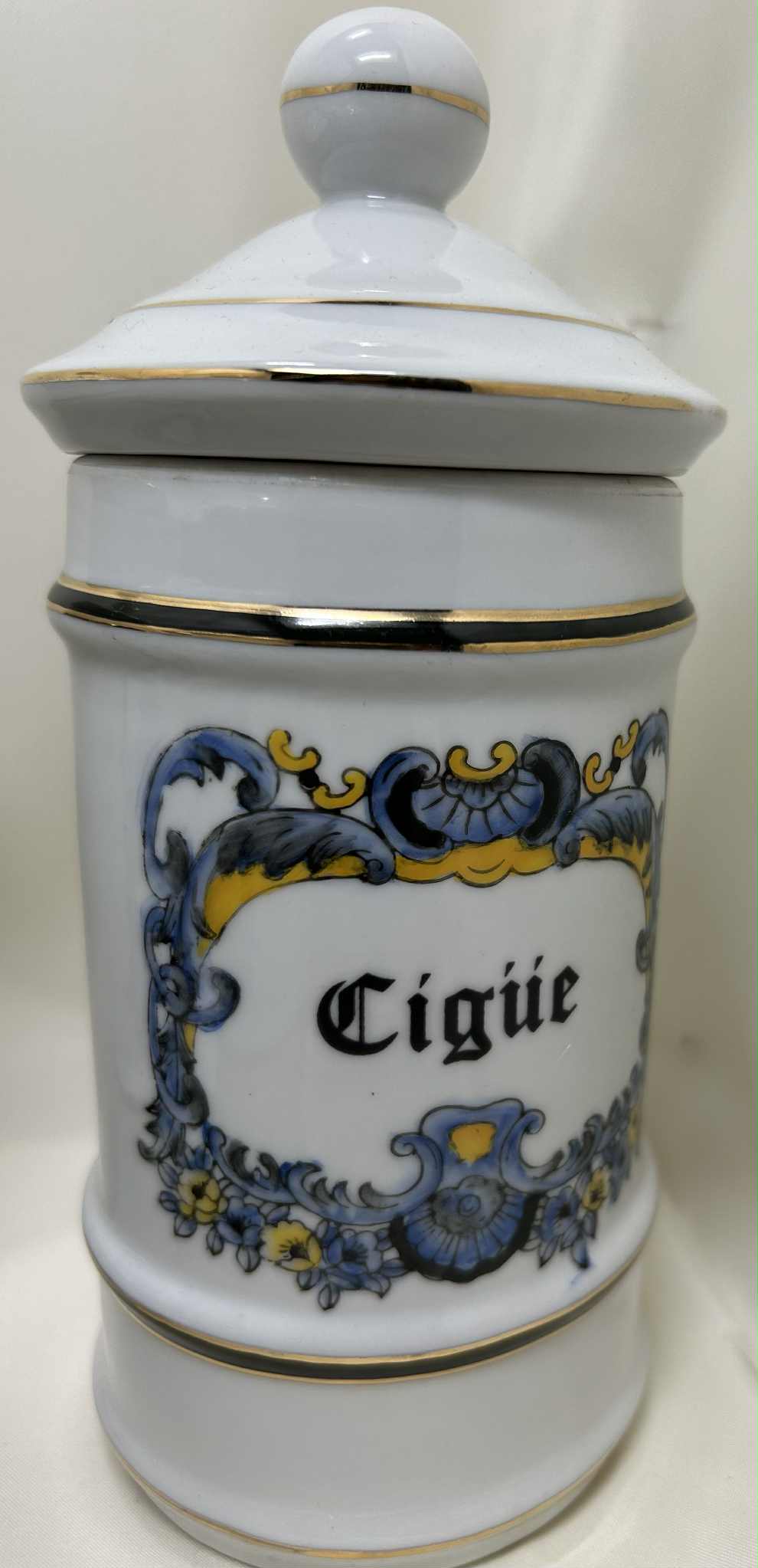 Ensemble de 6 pots à pharmacie en porcelaine de GmbH (8*18cm)