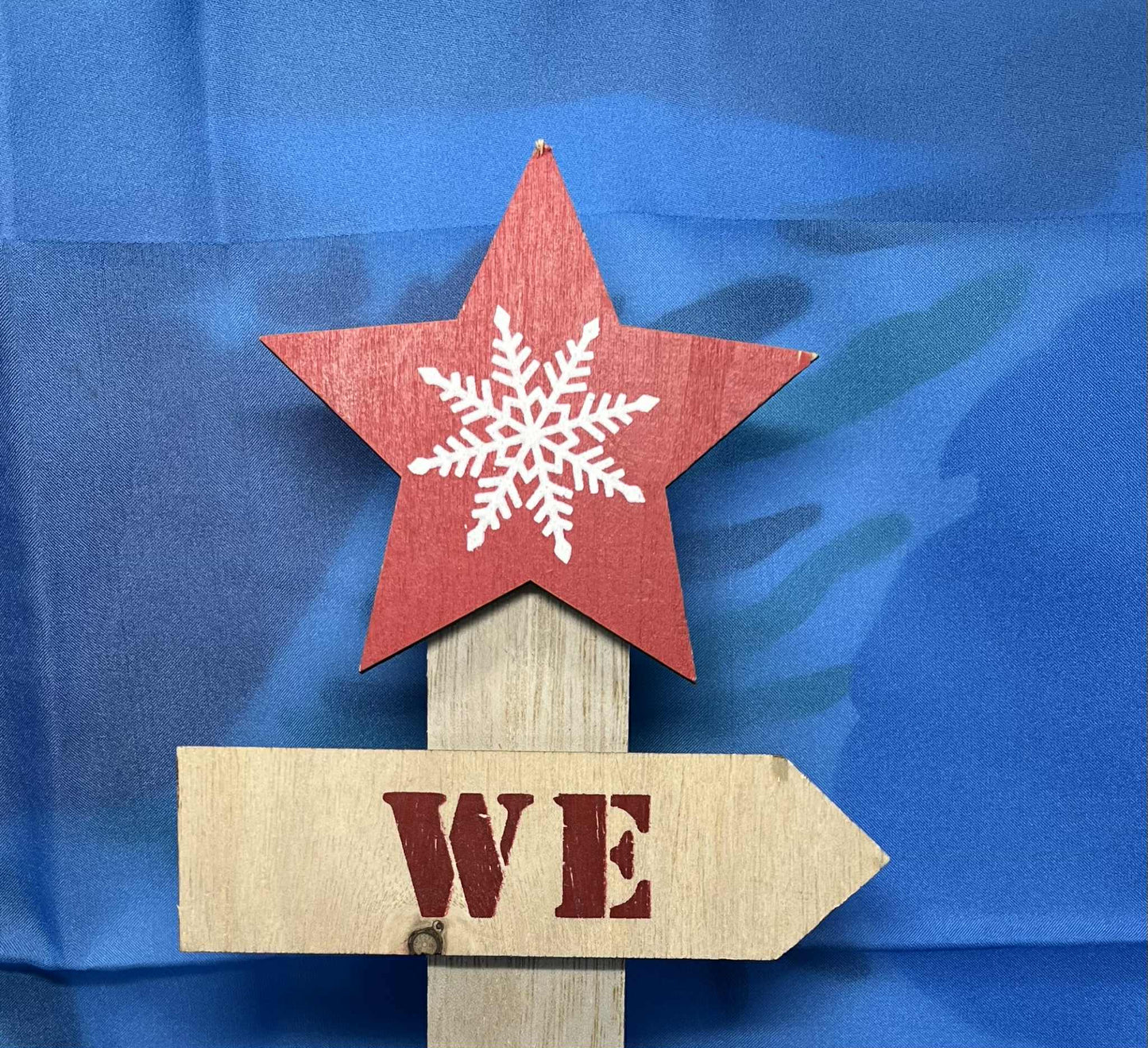 Sapin de noël en bois décorée mesurant 42cm de GmbH