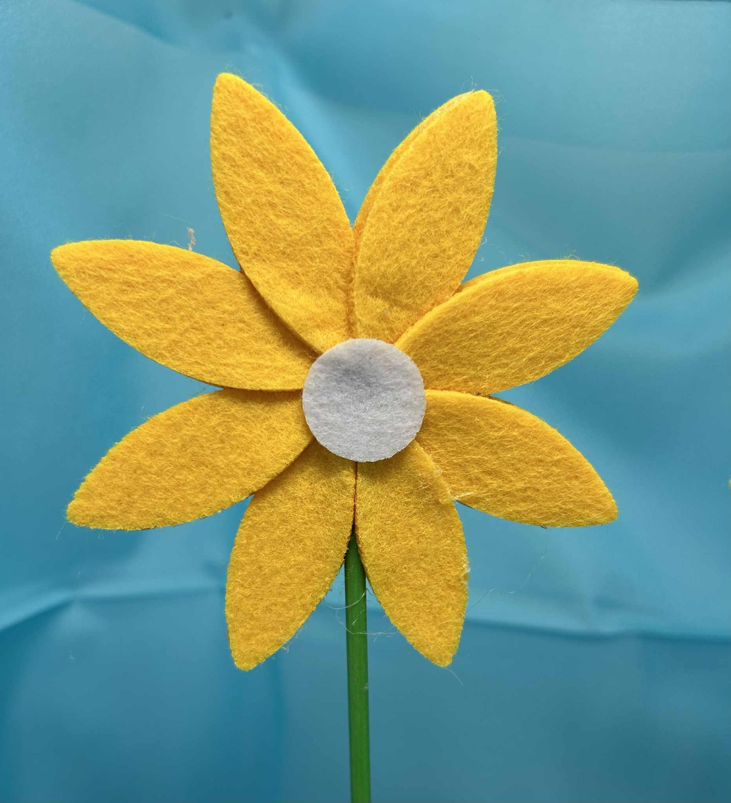 Set de 2 marguerites en feutrine de GmbH (32*8cm)