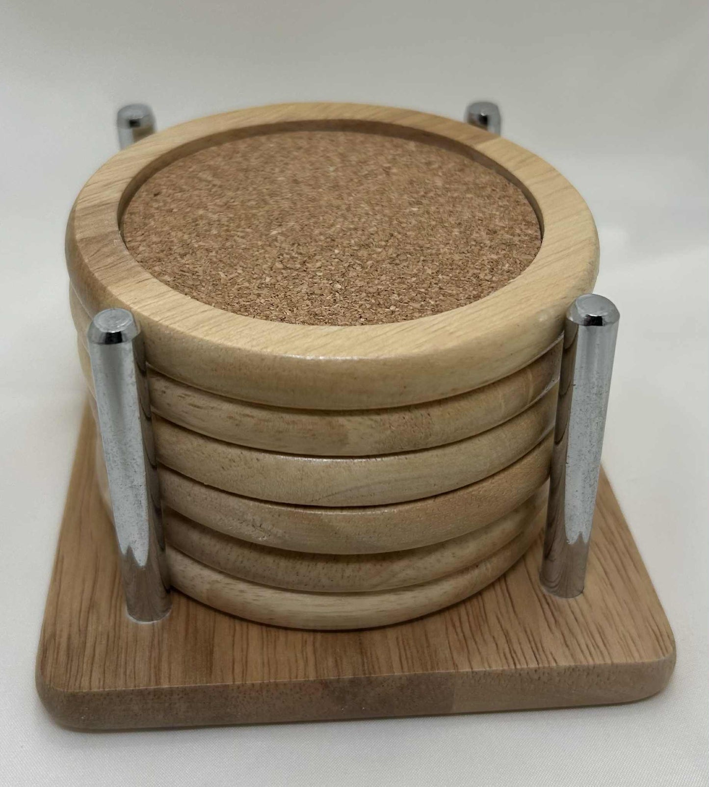 Lot de 6 sous verres avec support en bois ,liège et métal de GmbH( 10cm de diamètre)
