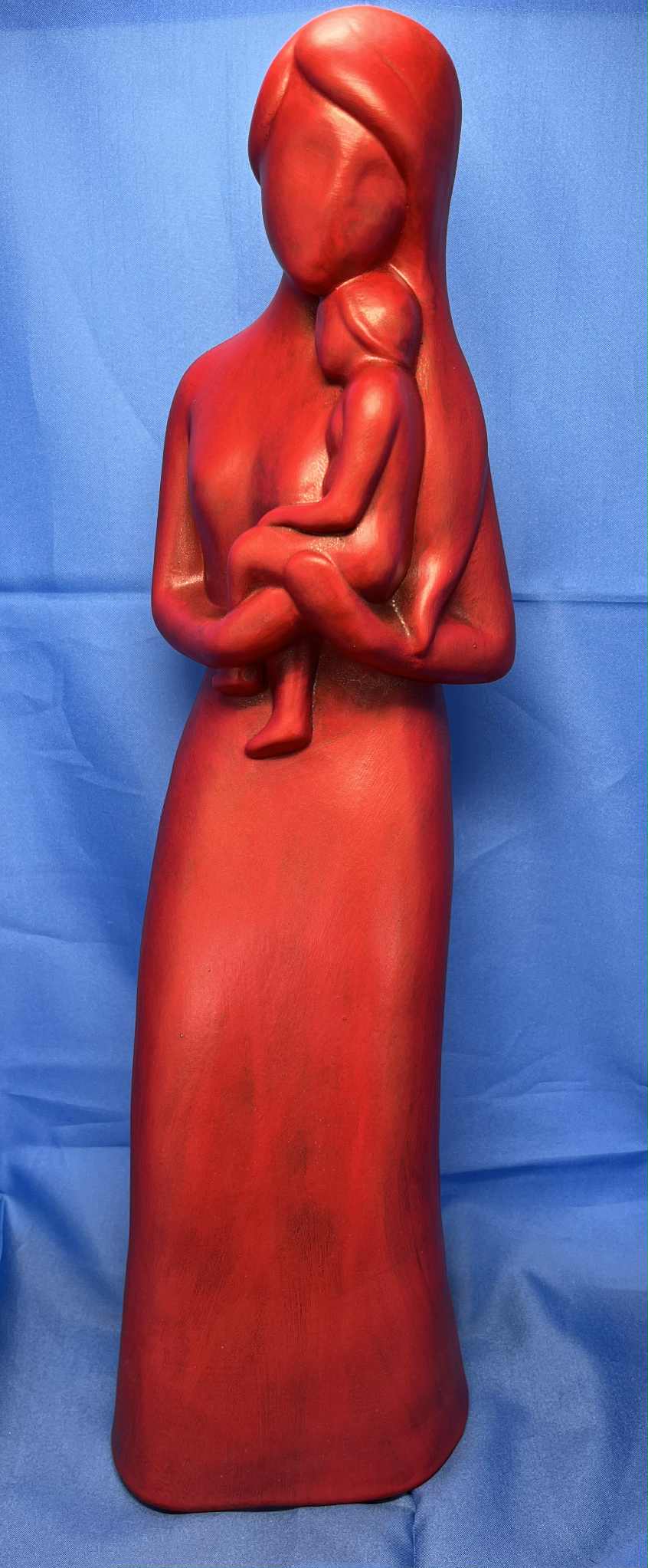 Statue  "Tendresse d'une mère " de Avam collection par Tosal ( l 13.5+h 45+ p 10 cms)