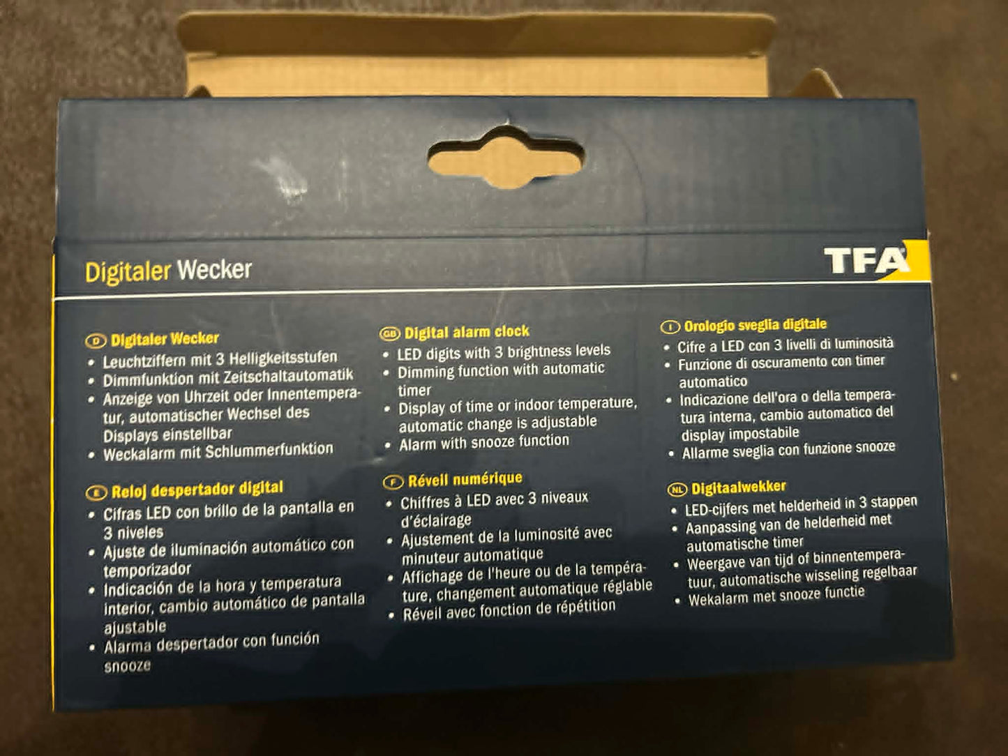 Réveil numérique (chiffres à LED avec 3 niveaux d'éclairage) TFA