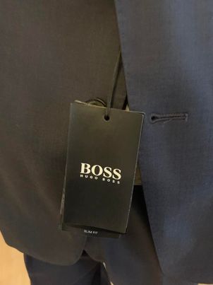 COSTUME BLEU TAILLE 56 HUGO BOSS